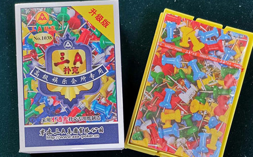 张掖扑克批发采购指南与产品质量识别要点解析